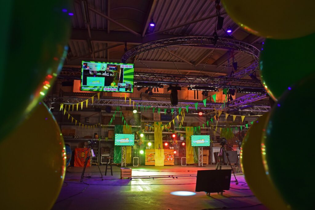 Lichtshow door WL Special Effects bij Sanseveria TV & FM Carnaval Breda