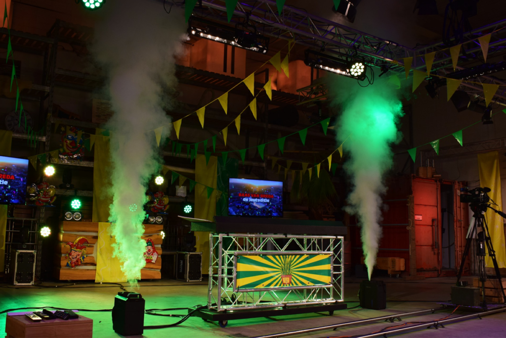Lichtshow door WL Special Effects bij Sanseveria TV & FM Carnaval Breda
