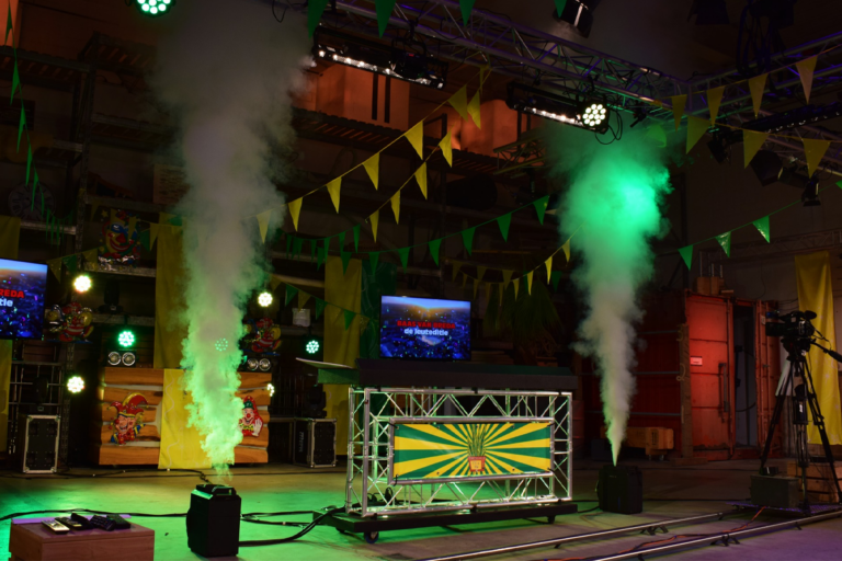 Lichtshow door WL Special Effects bij Sanseveria TV & FM Carnaval Breda